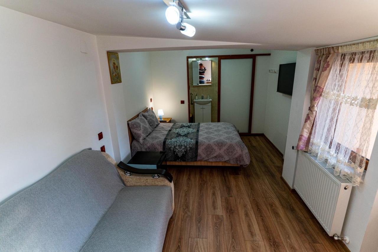 La Bebe 2 Beds Apartment Hunedoara Exterior photo